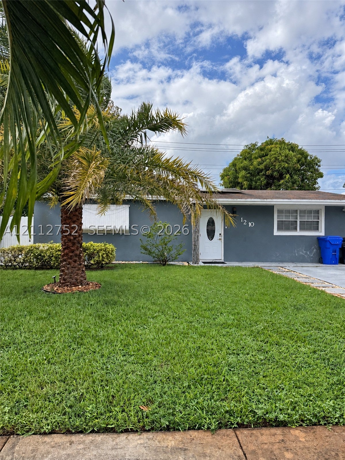 1210 N 71st Ave
