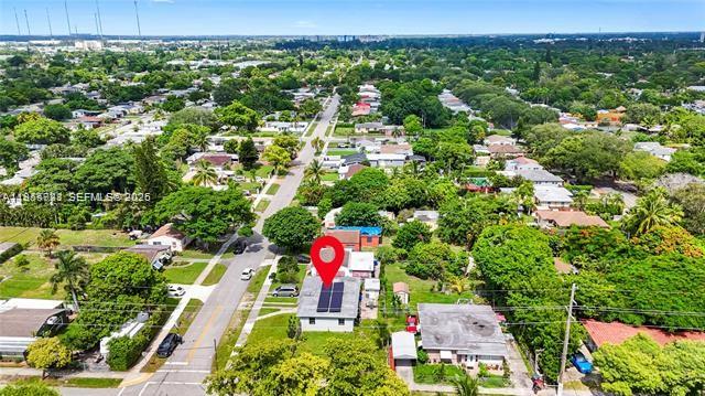 HOLLYWOOD HIGHLANDS PARK - Residential