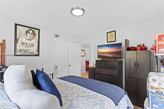 HOLLYWOOD HIGHLANDS PARK - Residential