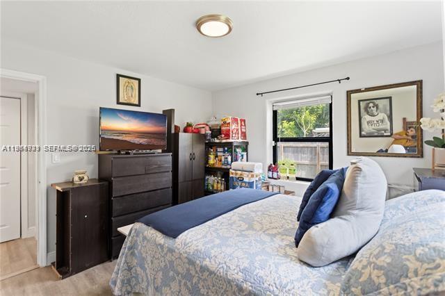 HOLLYWOOD HIGHLANDS PARK - Residential