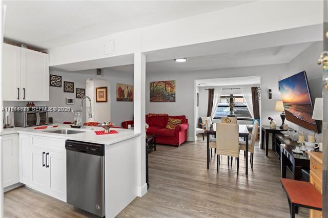 HOLLYWOOD HIGHLANDS PARK - Residential