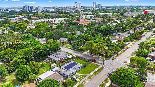 HOLLYWOOD HIGHLANDS PARK - Residential