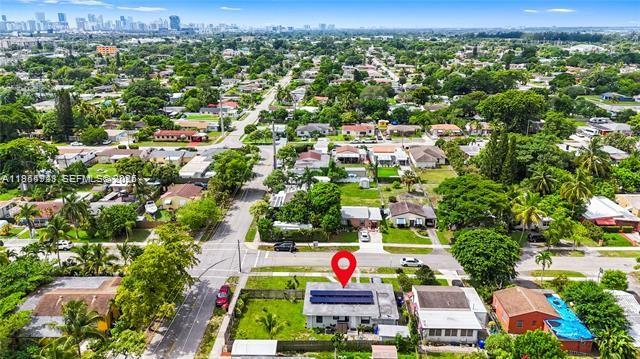 HOLLYWOOD HIGHLANDS PARK - Residential