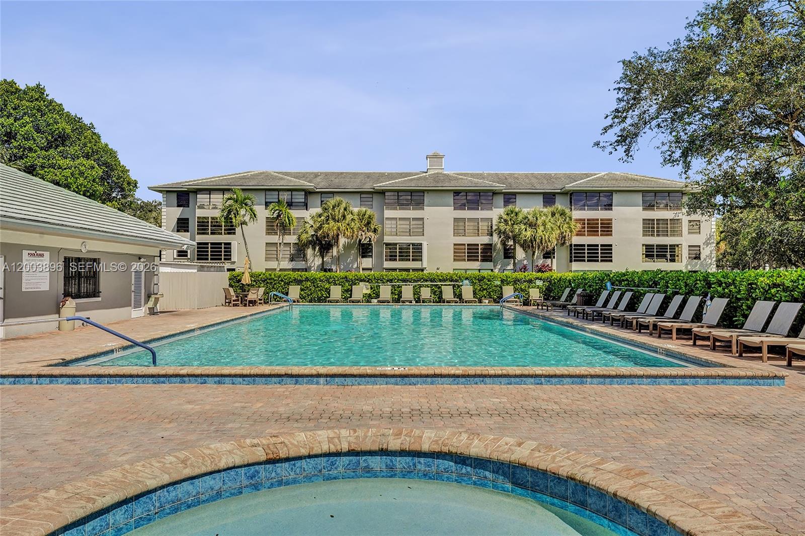 CONDO 15 OF WHITEHALL CON - Residential