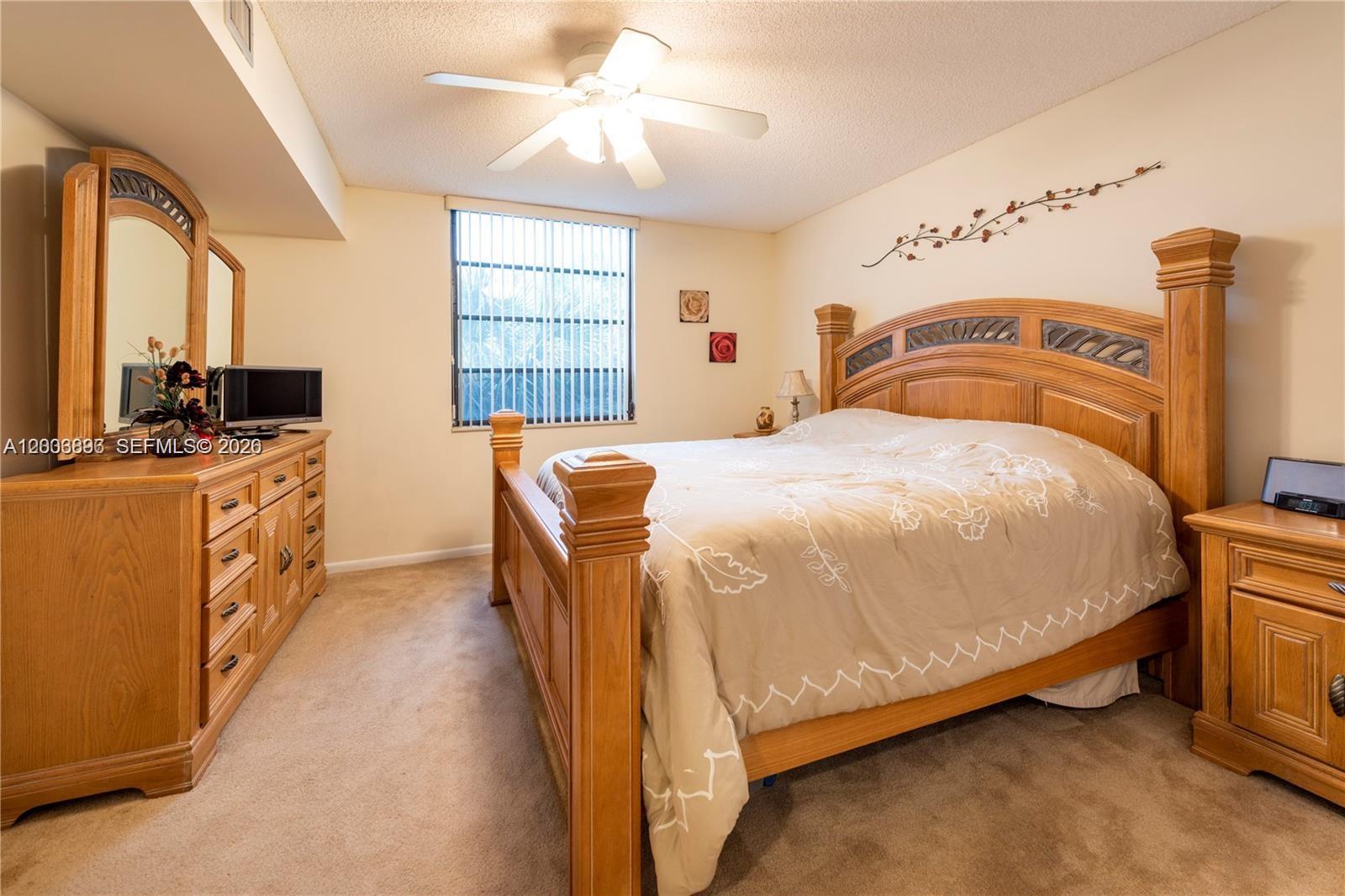 CONDO 15 OF WHITEHALL CON - Residential