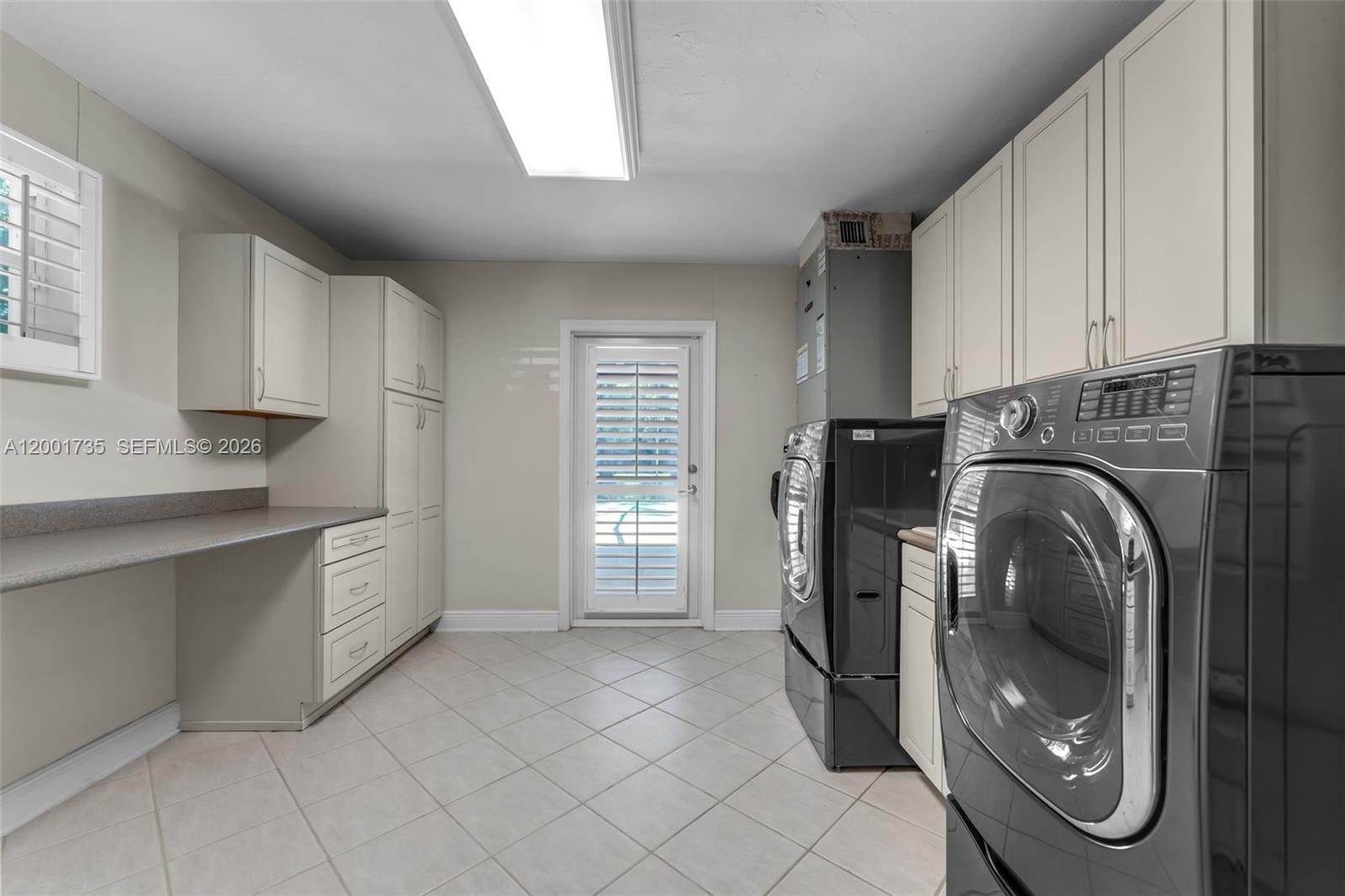 PINE ACRES SEC 6 - Residential