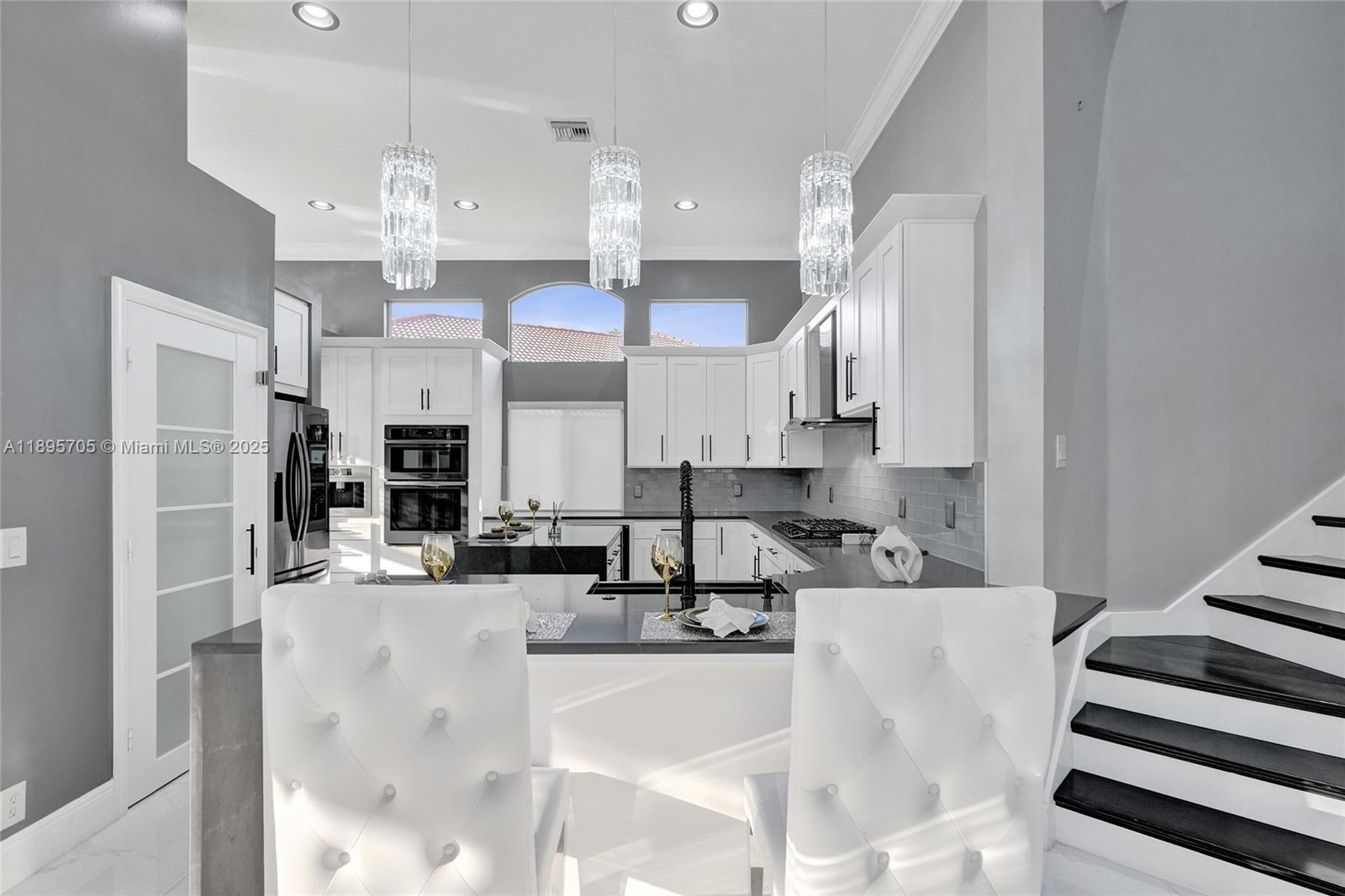 SUNSET LAKES PLAT TWO - Residential