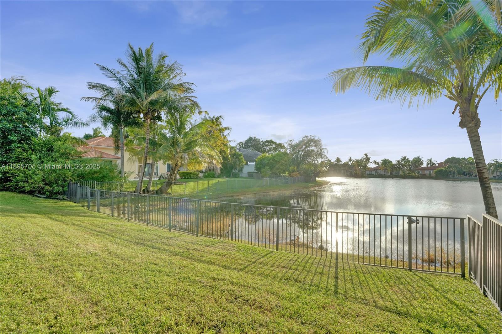 SUNSET LAKES PLAT TWO - Residential