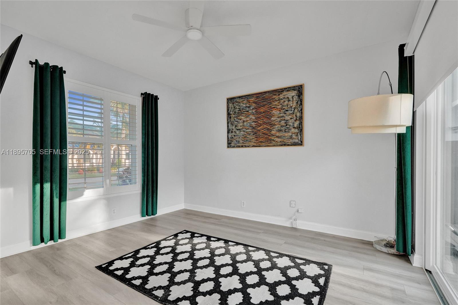 SUNSET LAKES PLAT TWO - Residential