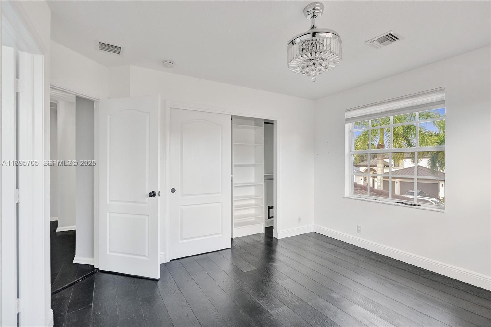 SUNSET LAKES PLAT TWO - Residential