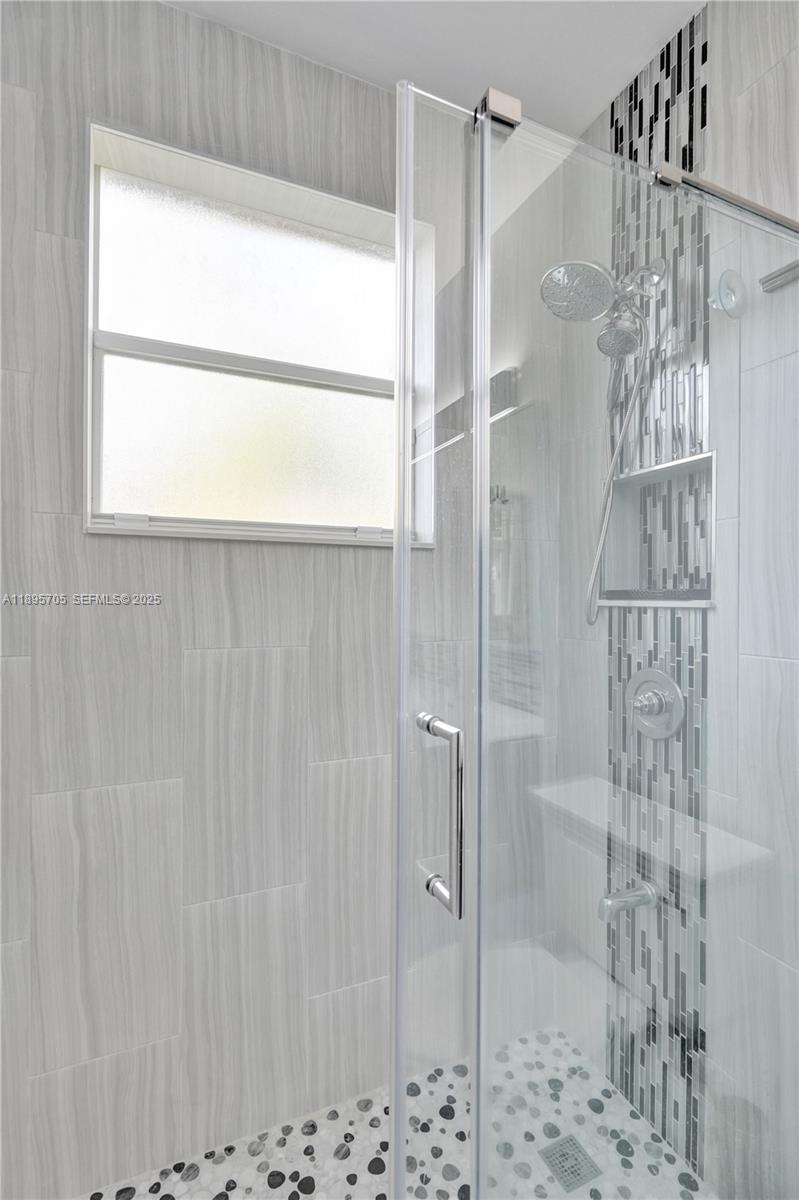 SUNSET LAKES PLAT TWO - Residential