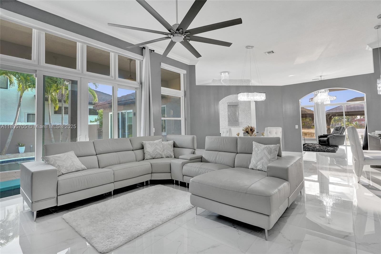 SUNSET LAKES PLAT TWO - Residential