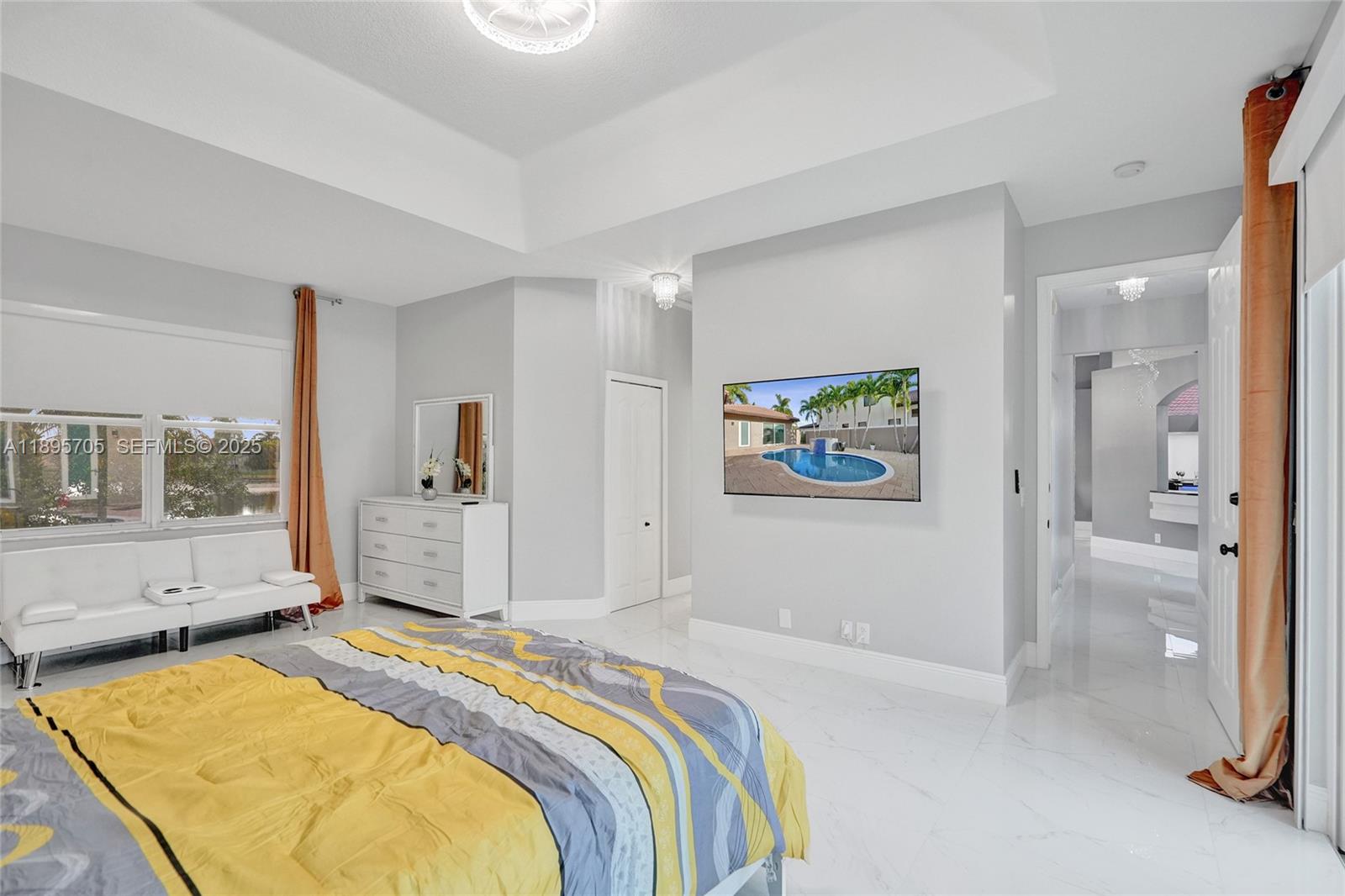 SUNSET LAKES PLAT TWO - Residential