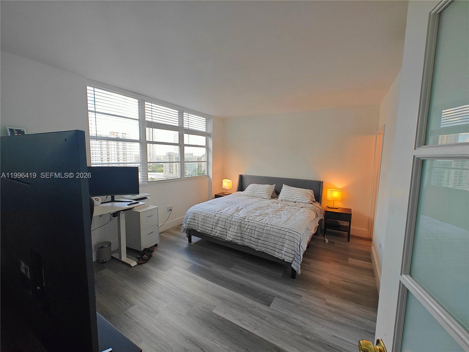 FOUR AMBASSADORS CONDO PH - Residential