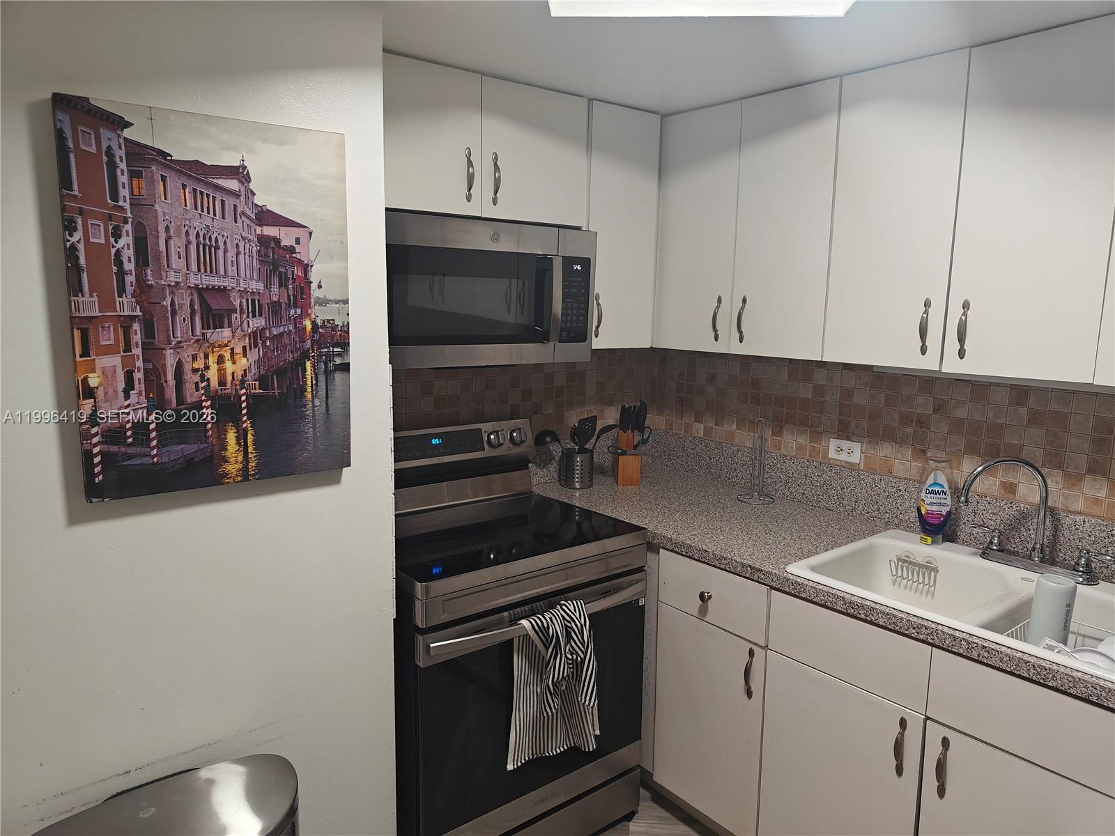 FOUR AMBASSADORS CONDO PH - Residential