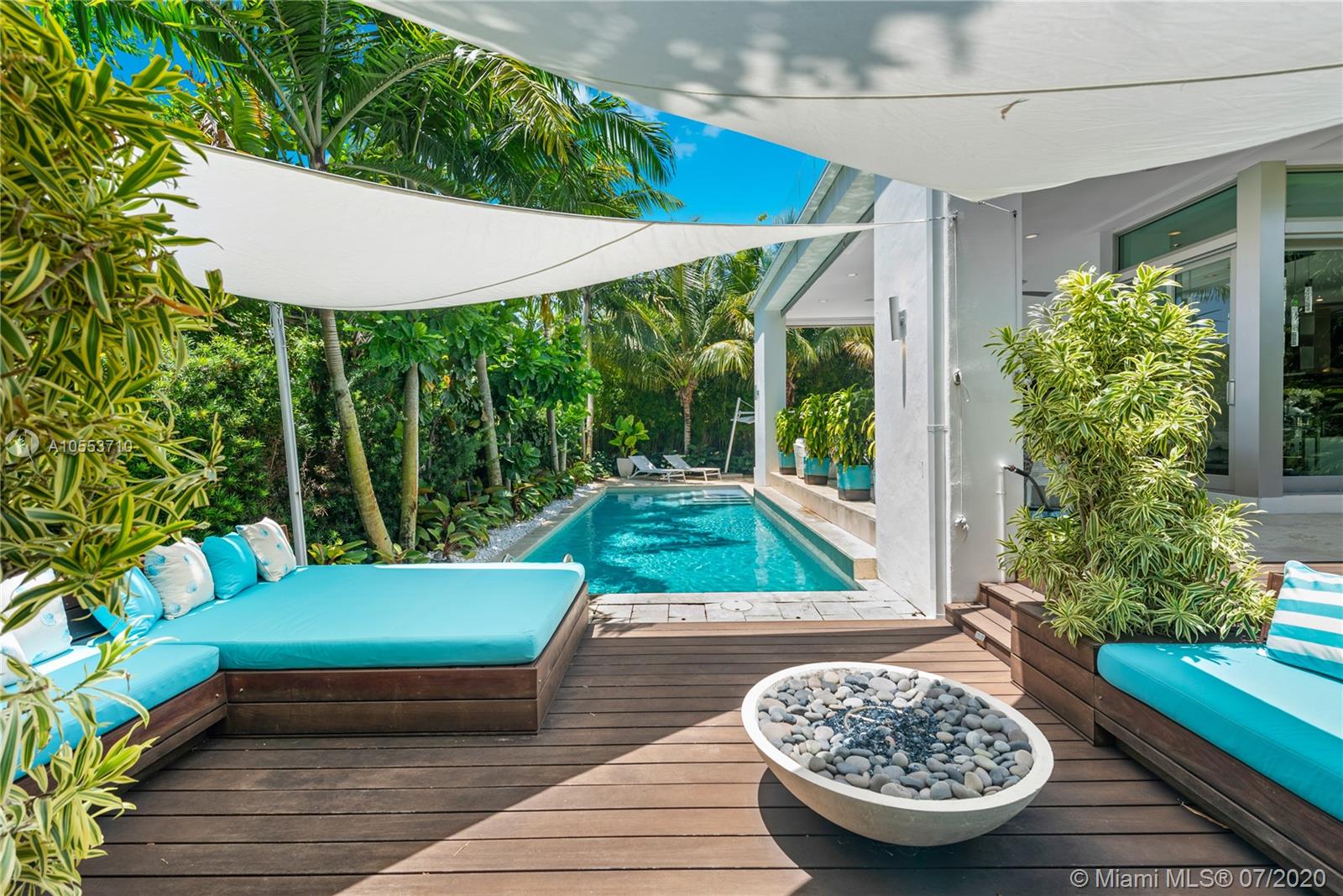 HIBISCUS ISLAND - Residential