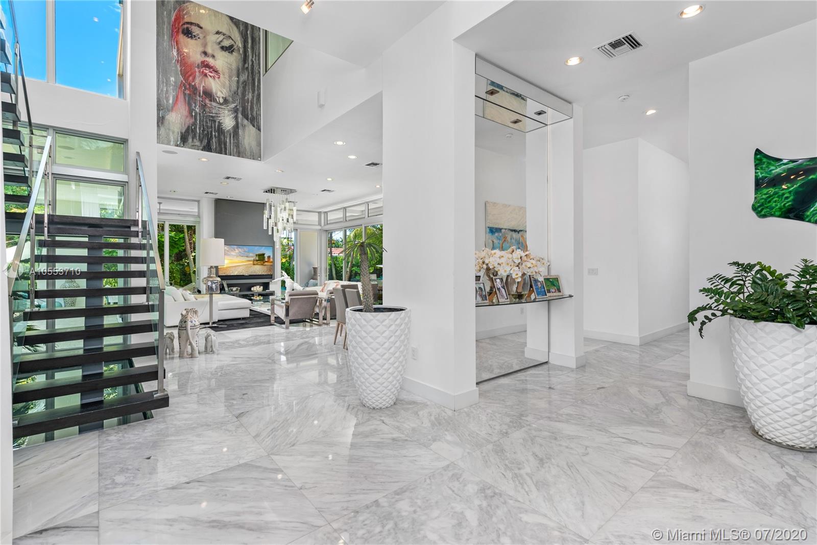 HIBISCUS ISLAND - Residential