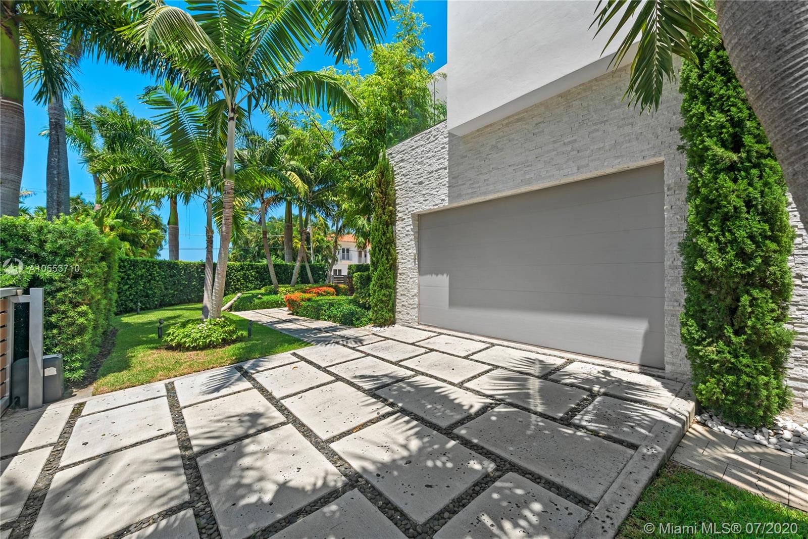 HIBISCUS ISLAND - Residential