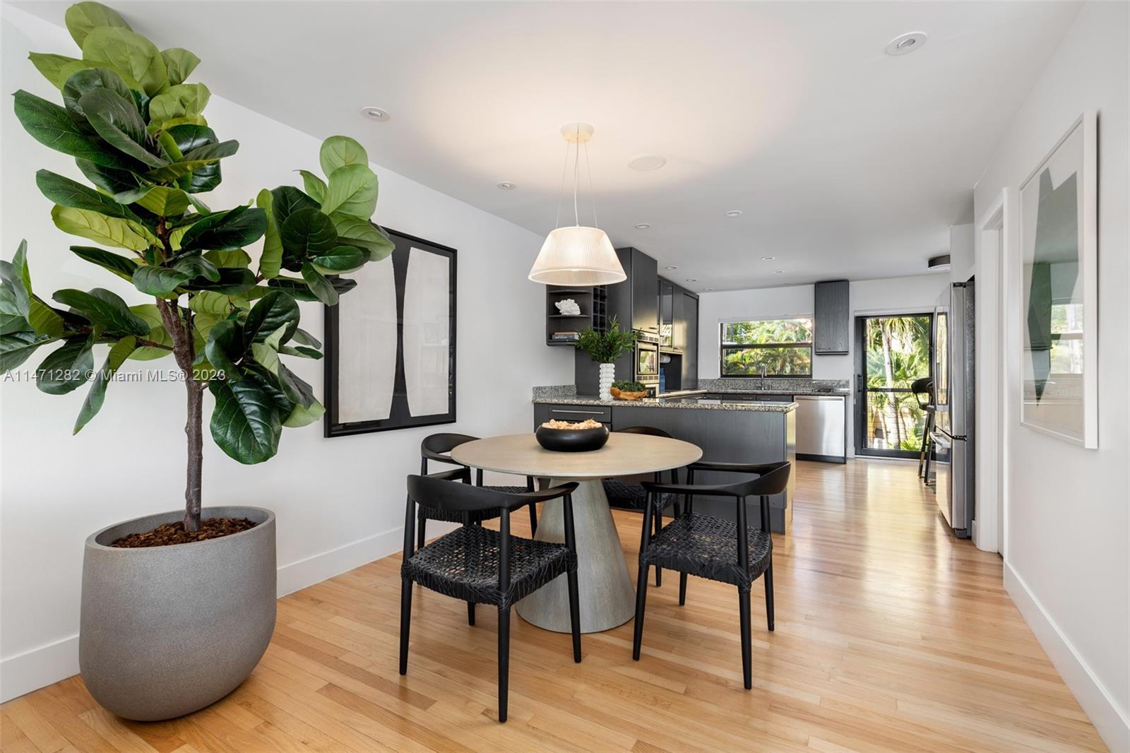 BELLAVISTA CONDO - Residential