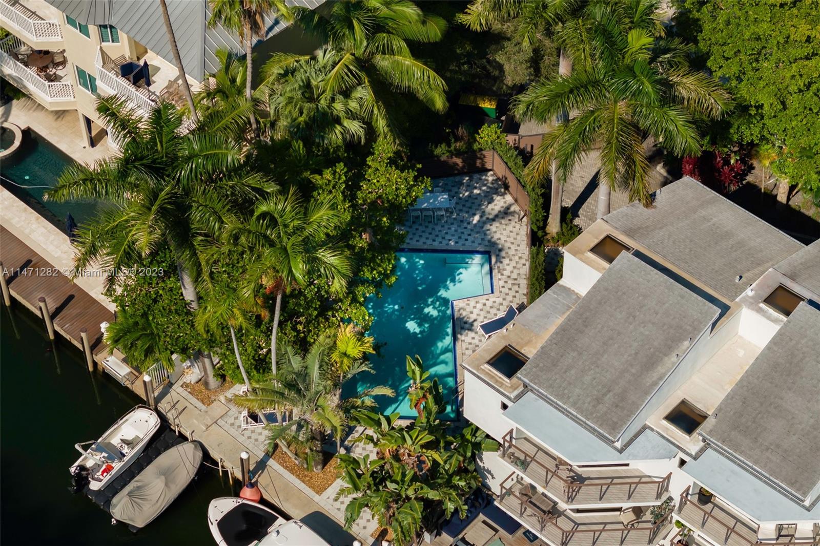 BELLAVISTA CONDO - Residential