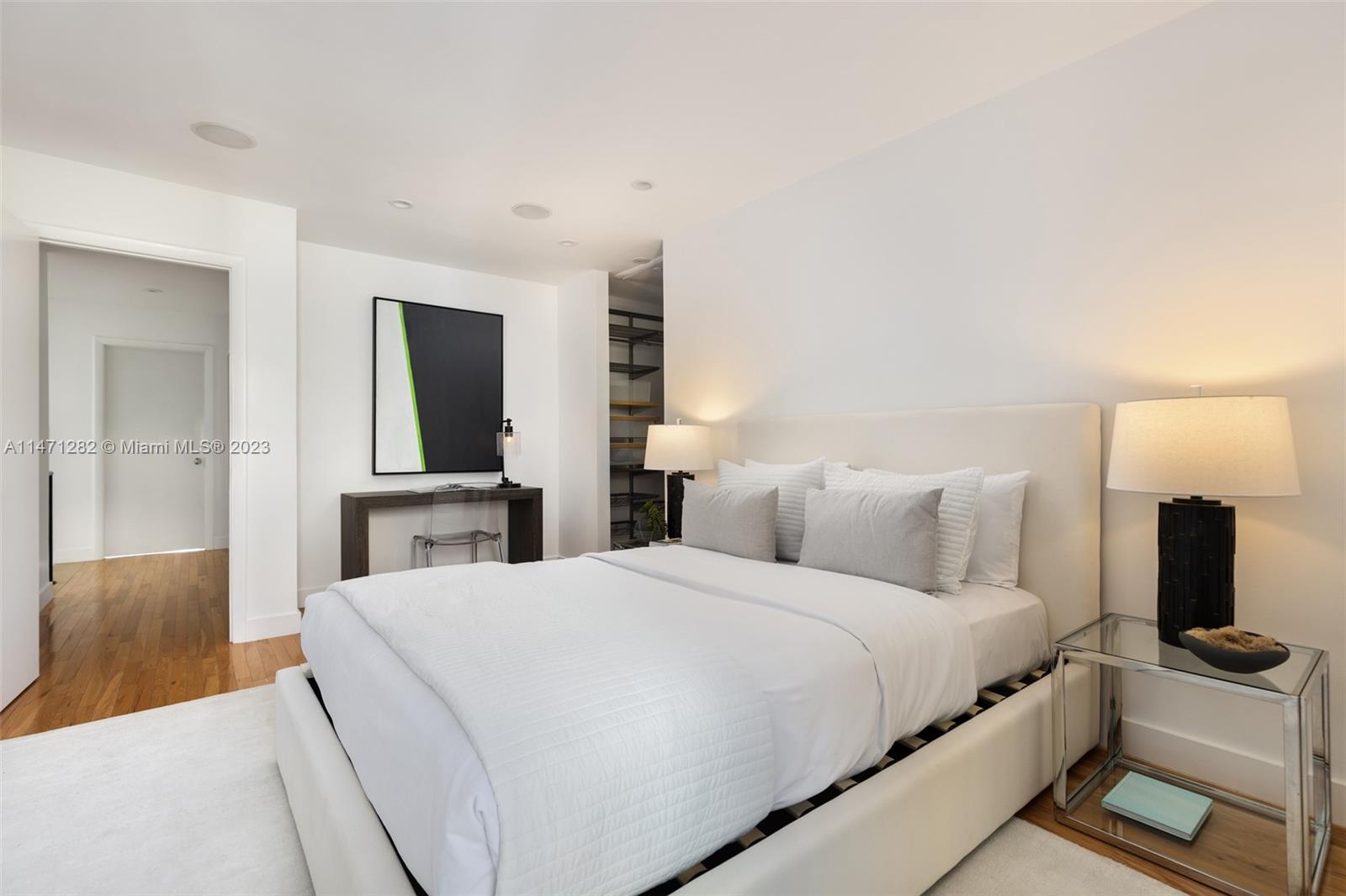 BELLAVISTA CONDO - Residential