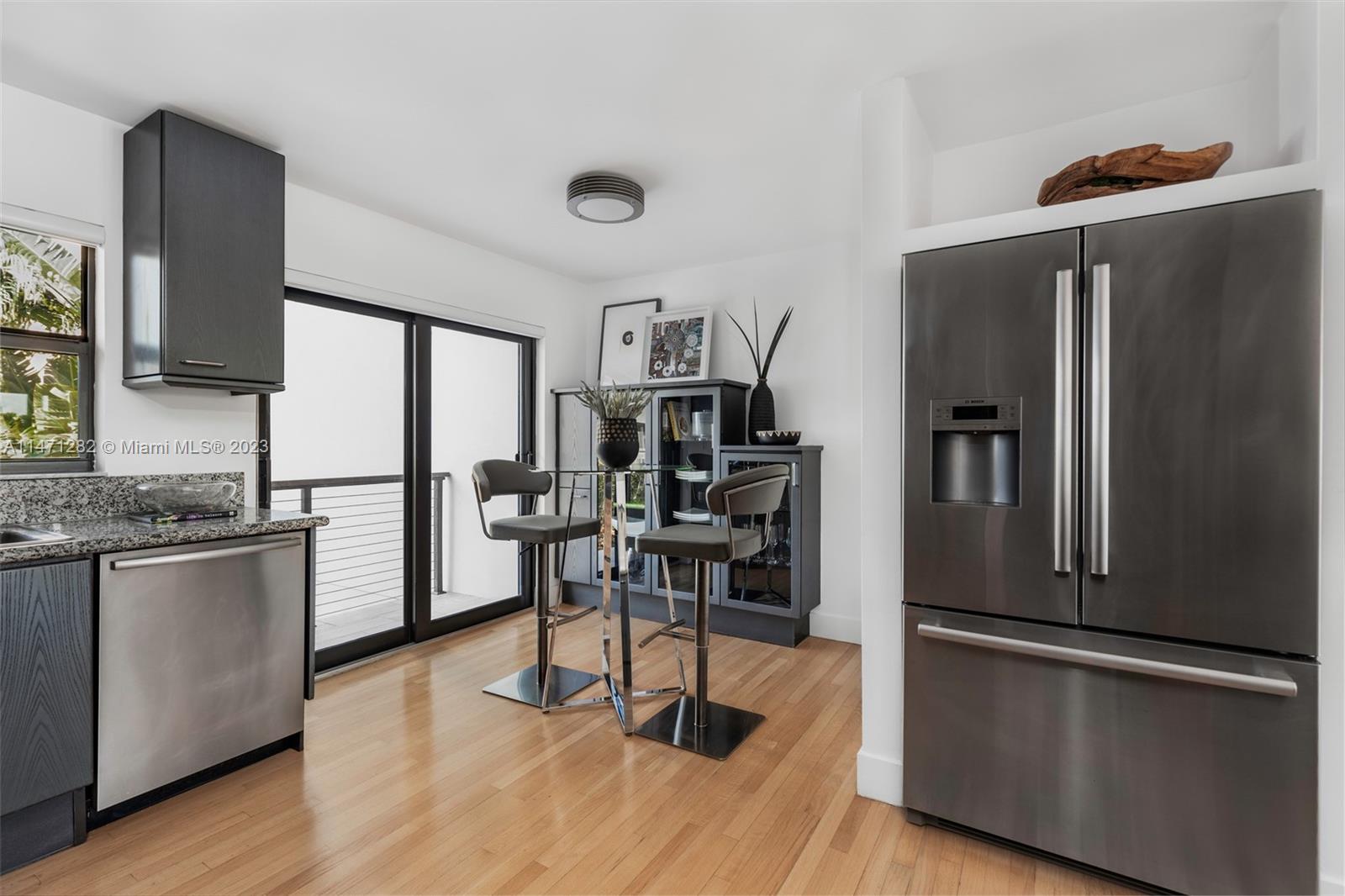 BELLAVISTA CONDO - Residential