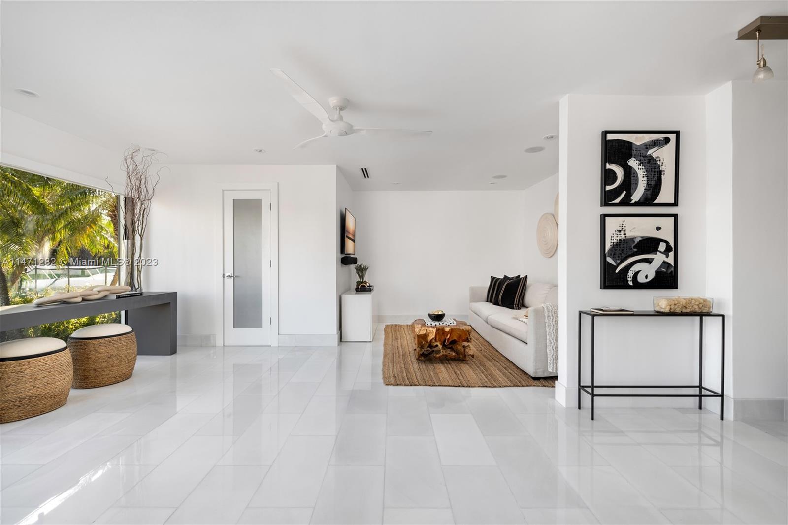 BELLAVISTA CONDO - Residential