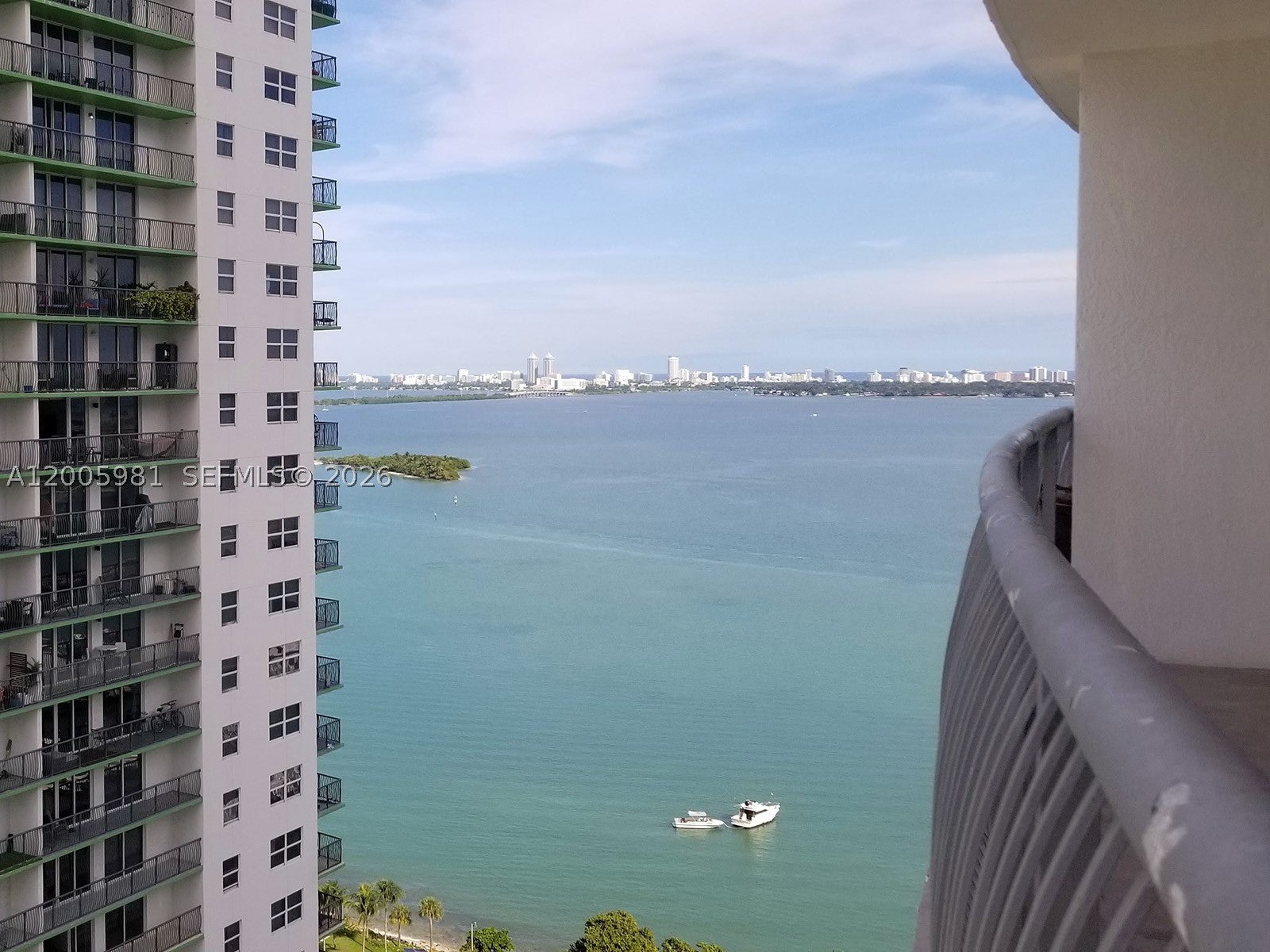 1750 N BAYSHORE DR 2909