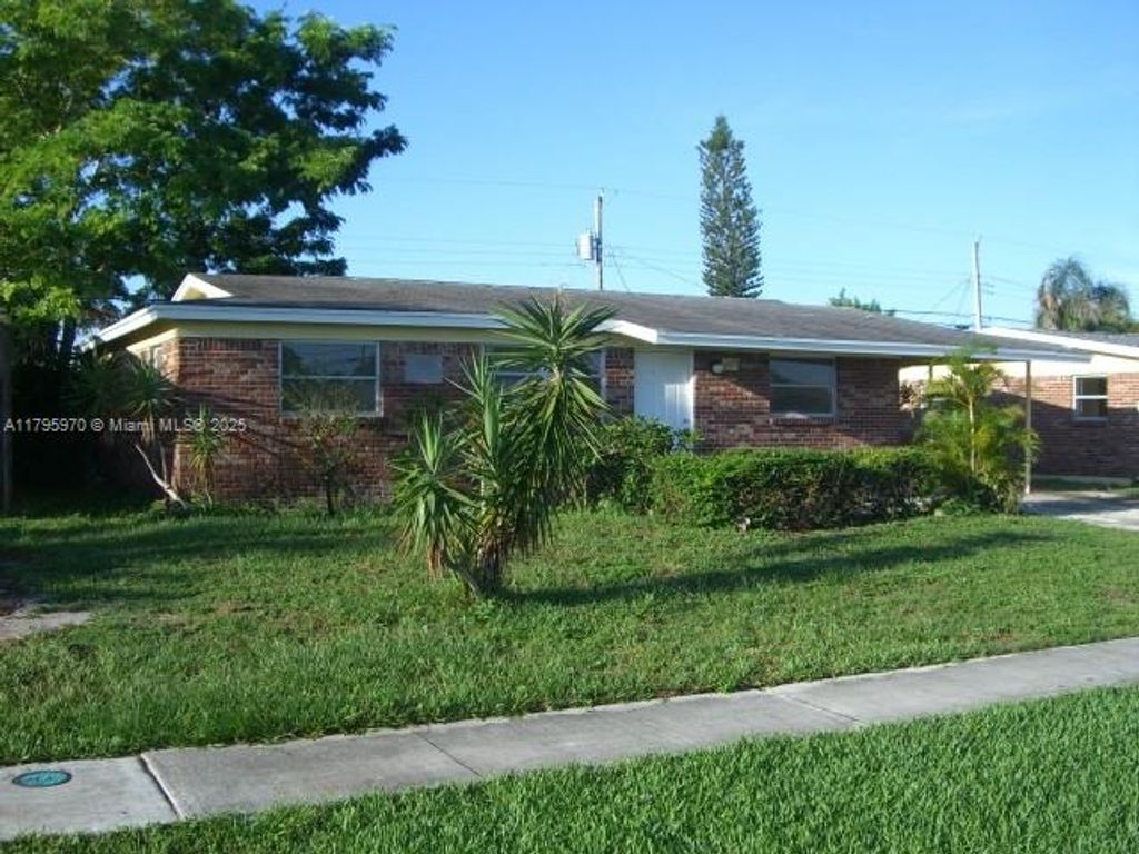 Photo of 3808 Gull Rd, Palm Beach Gardens, FL 33410 (MLS # A11795970)