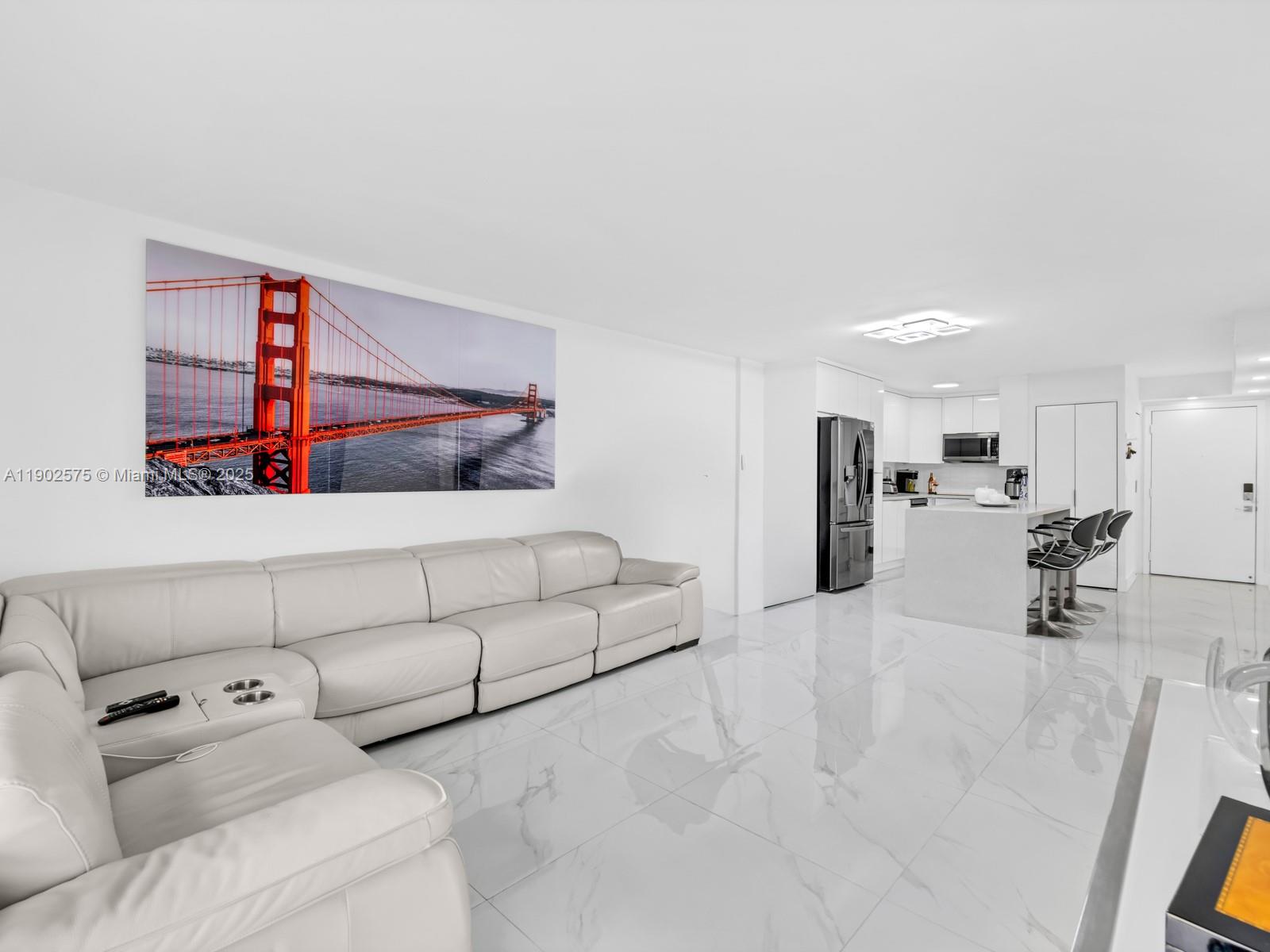 PALM-EAST GARDENS CONDO - Residential