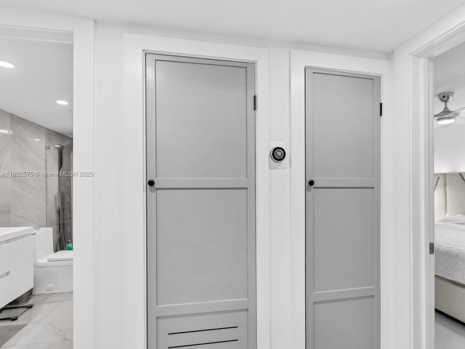 PALM-EAST GARDENS CONDO - Residential