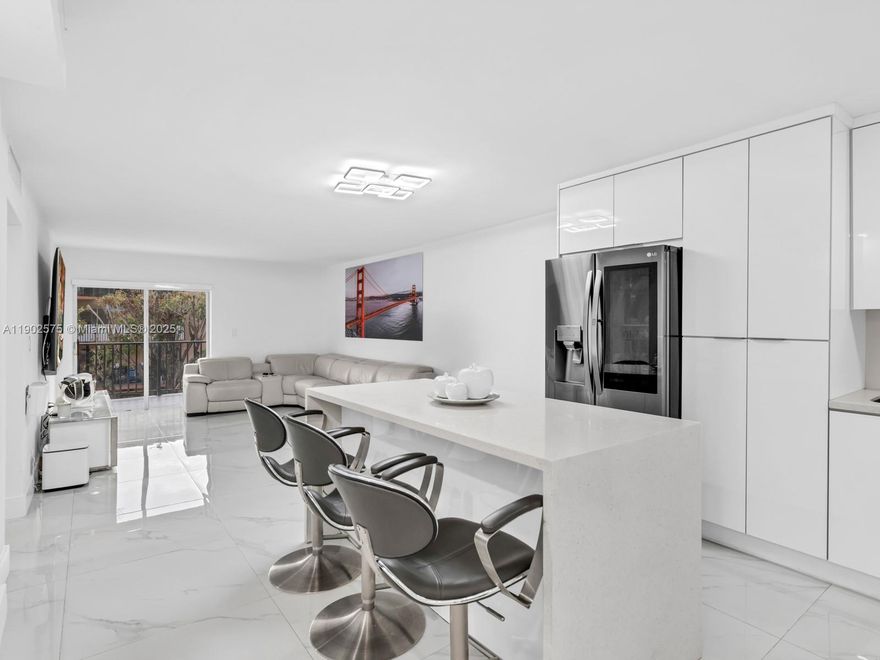 Unit 1307 .Completely remodeled and priced to sell!
This stunning 2 bedroom condo features brand new tile floors, updated bathroom, modern doors and windows, stylish curtains, new A/C and water heater, high-efficiency appliances.Washer & Dryer in unit.Move in ready.
Excelent location near Westland mall, shopping, and highly regarded local schools.
Pets are allowed with emotional support documentation. Rentals permitted after 2 years of ownership.
Easy to show .