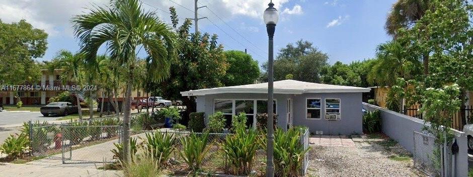 Property for Sale at 646 Nw 10th Ter, Fort Lauderdale, Broward County, Florida - Bedrooms: 3 
Bathrooms: 2  - $450,000