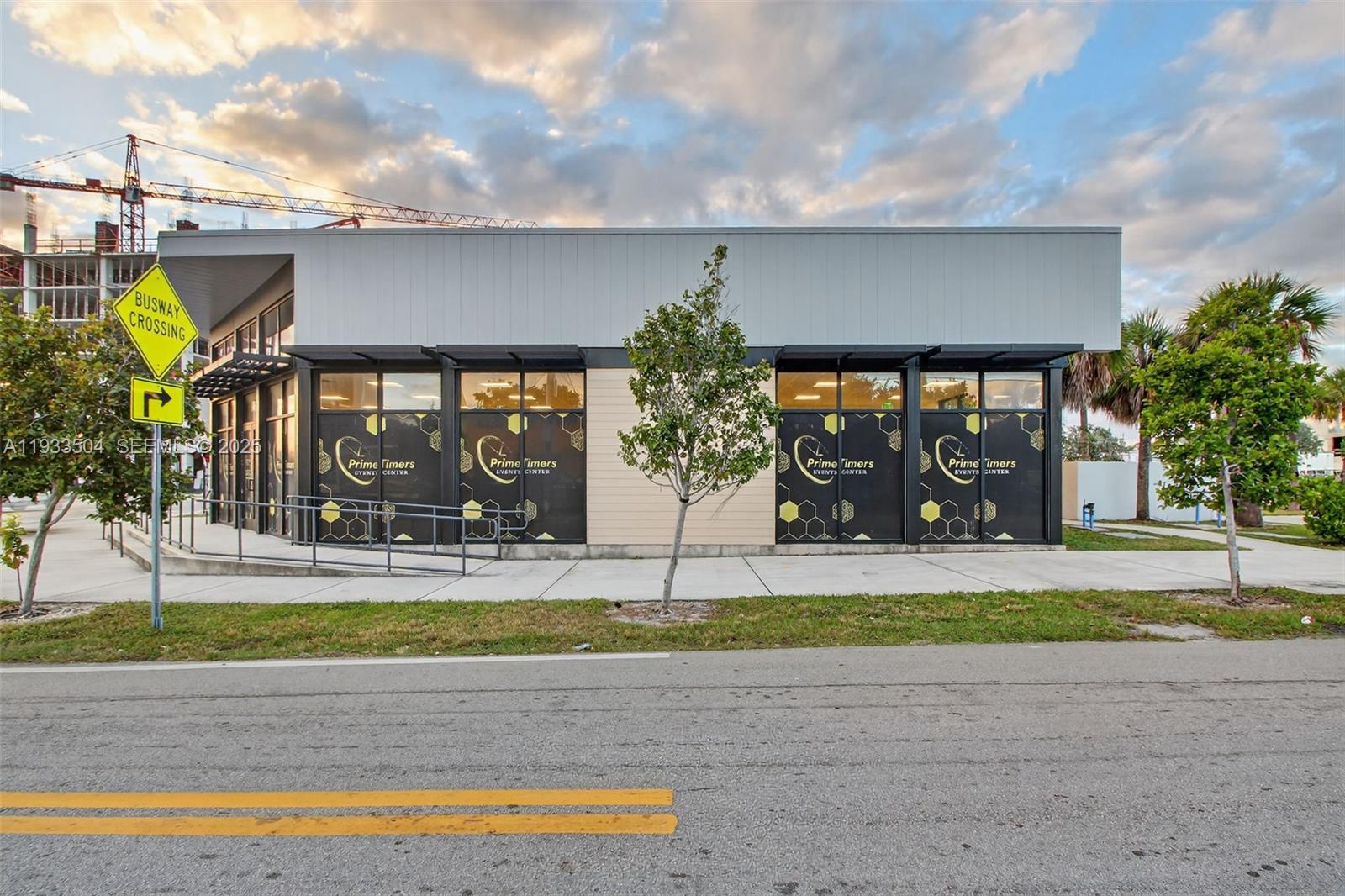 17800 W Cleveland Ave