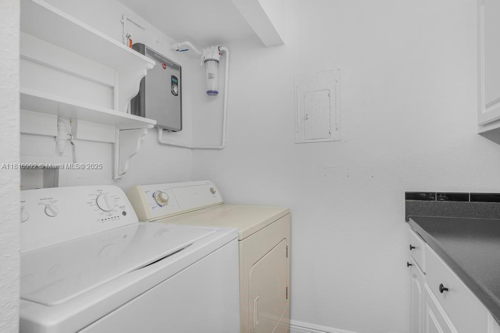 ARBOR KEYS CONDO - Residential Lease