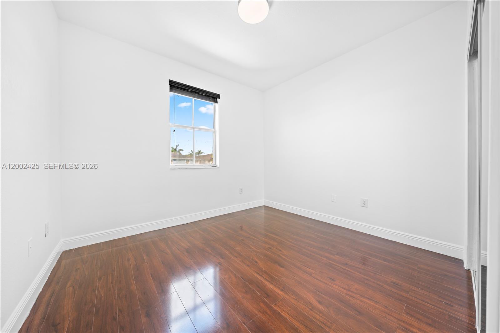 RIVERSIDE AT BISC NATL PK - Residential Lease