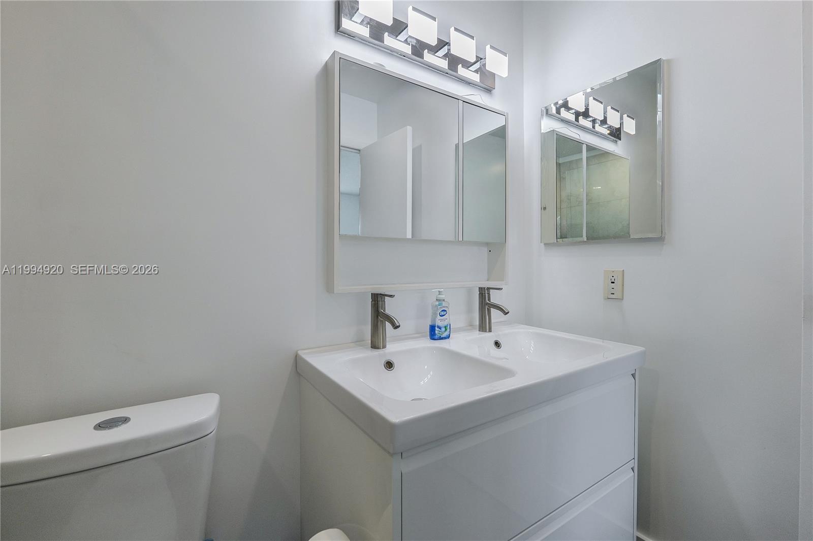 THISTLE GARDENS CONDO - Residential