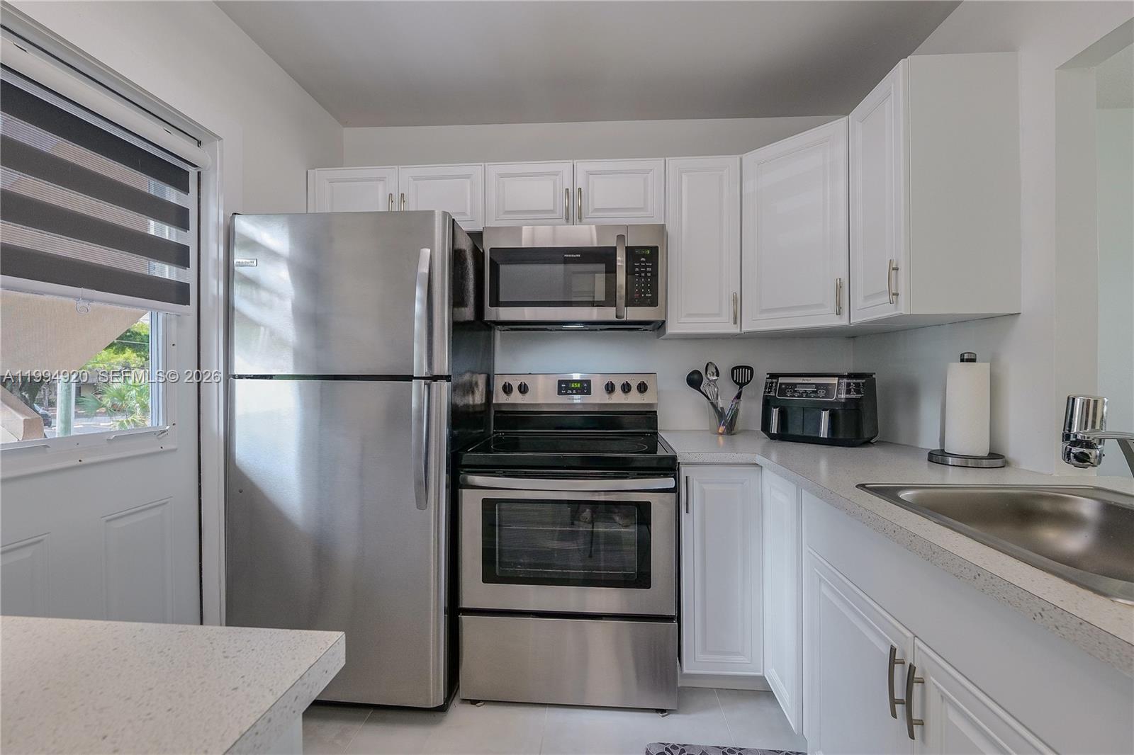 THISTLE GARDENS CONDO - Residential