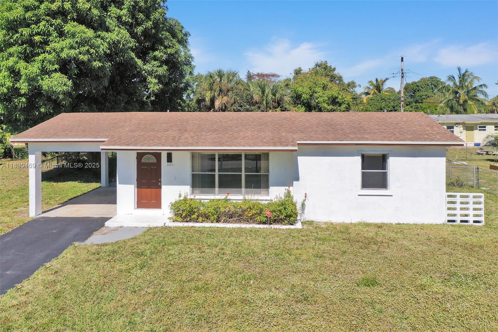 3431 NW 5th Pl