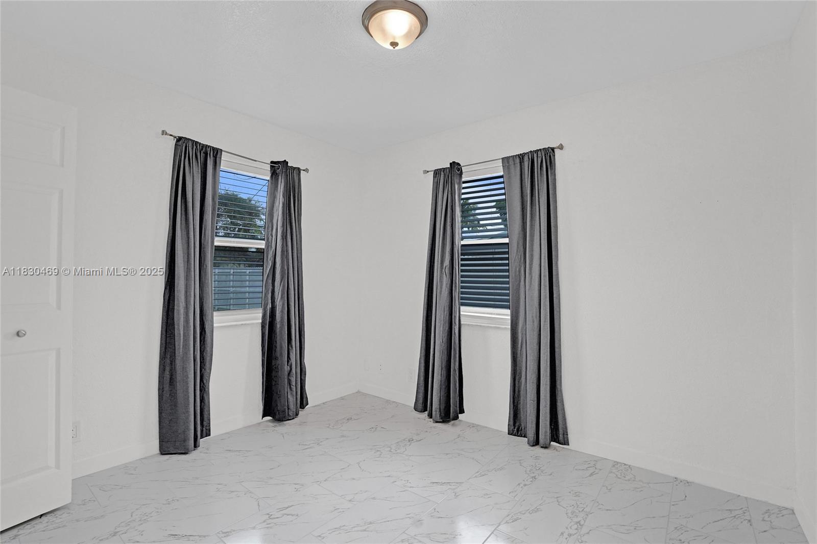 NEW BROWARDALE 1ST ADD - Residential Lease