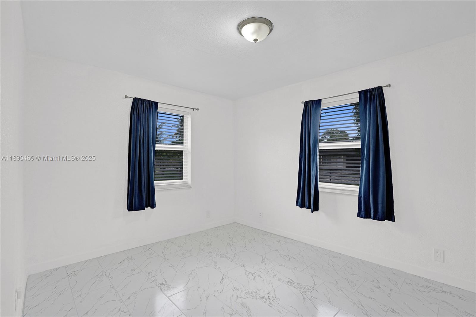 NEW BROWARDALE 1ST ADD - Residential Lease