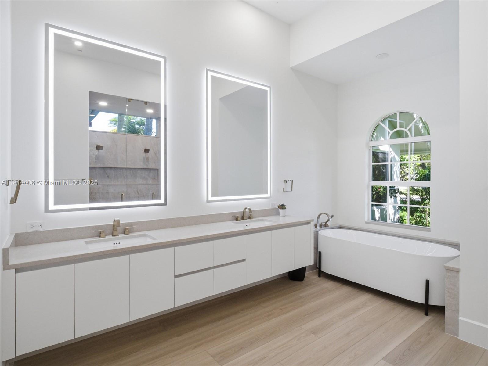 HORSESHOE ACRES WEST - Residential