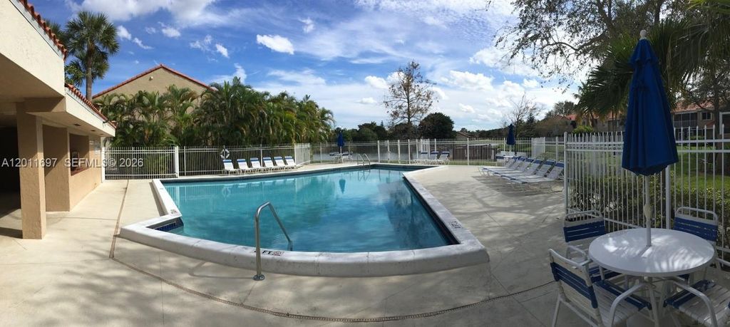 Photo of 7885 NW 7th Ct #406, Plantation, FL 33324 (MLS # A12011697)