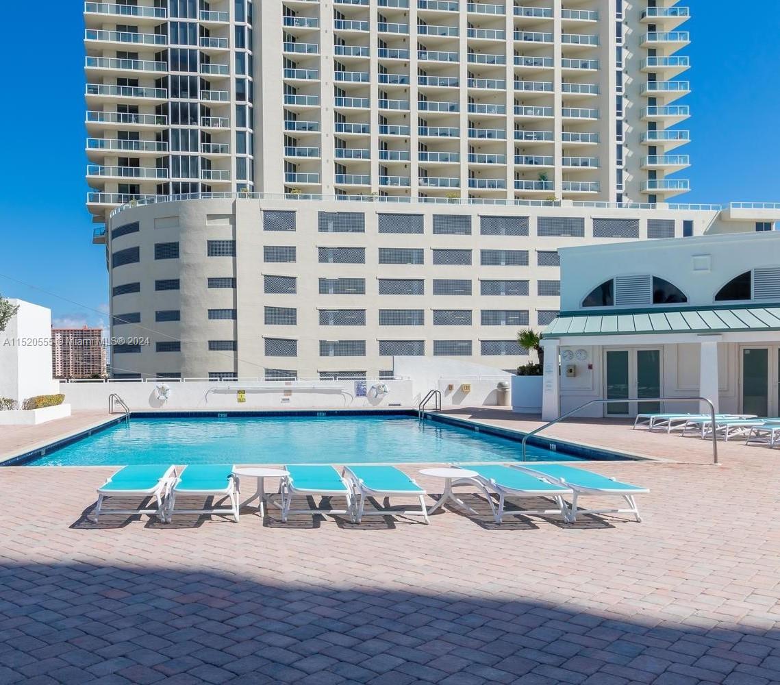 Sunny Isles Beach, Florida 33160, United States, 2 Bedrooms Bedrooms, ,2 BathroomsBathrooms,Residential,Active,66309