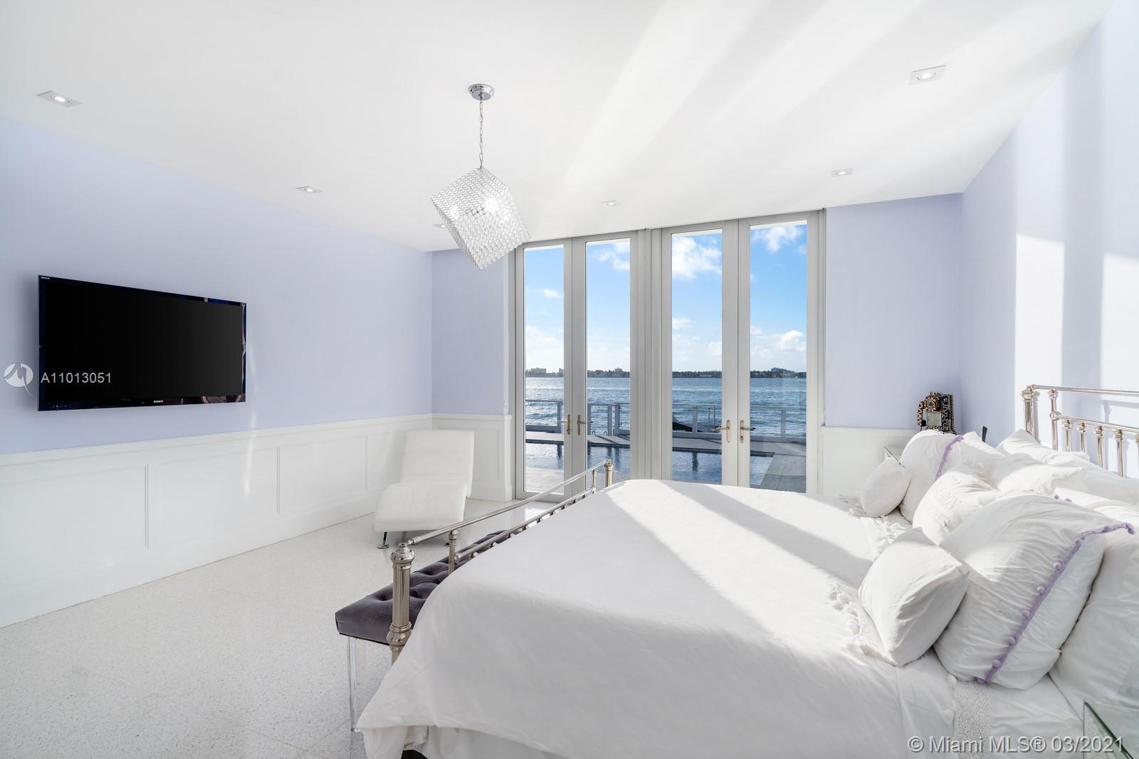 BAY HARBOR ISLAND - Residential