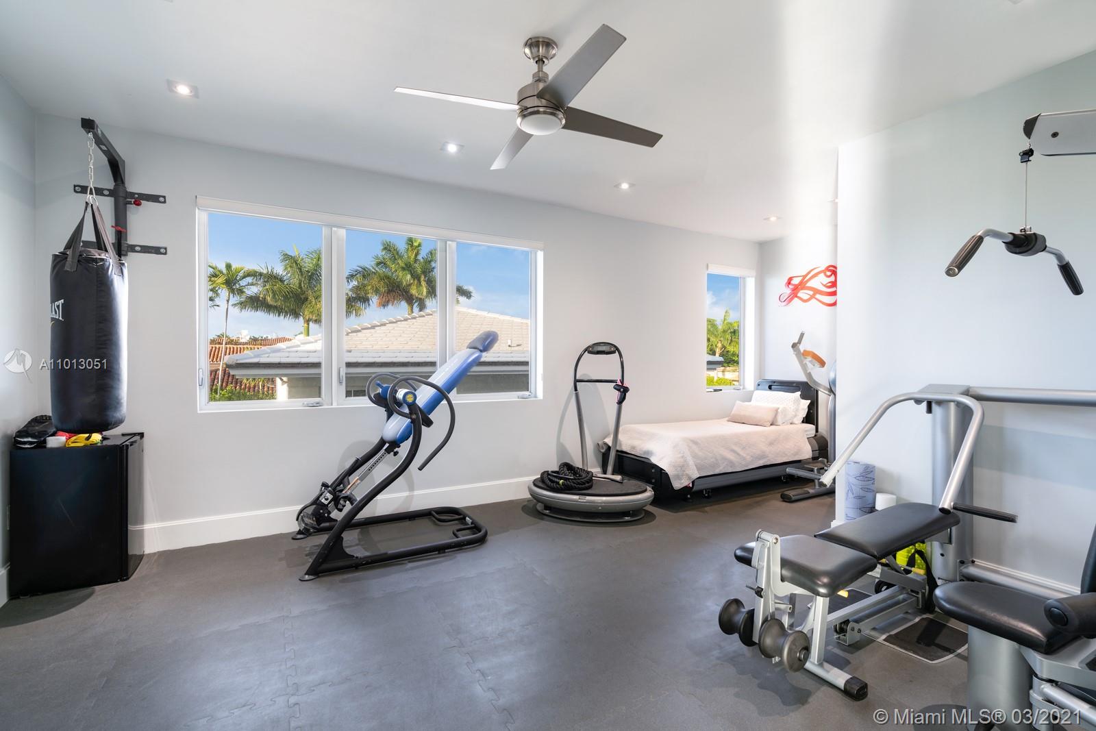 BAY HARBOR ISLAND - Residential