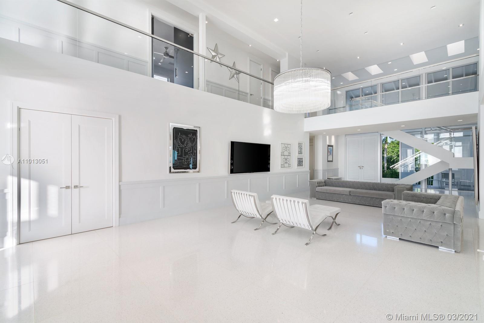 BAY HARBOR ISLAND - Residential