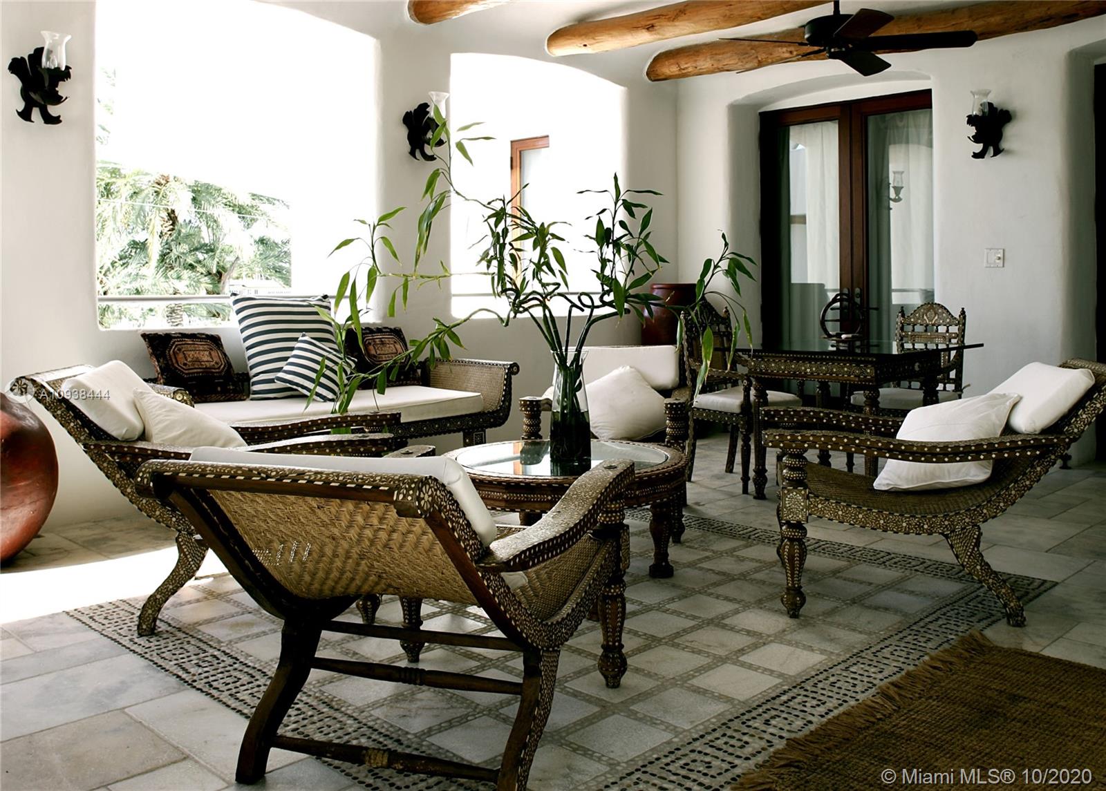 HIBISCUS ISLAND - Residential