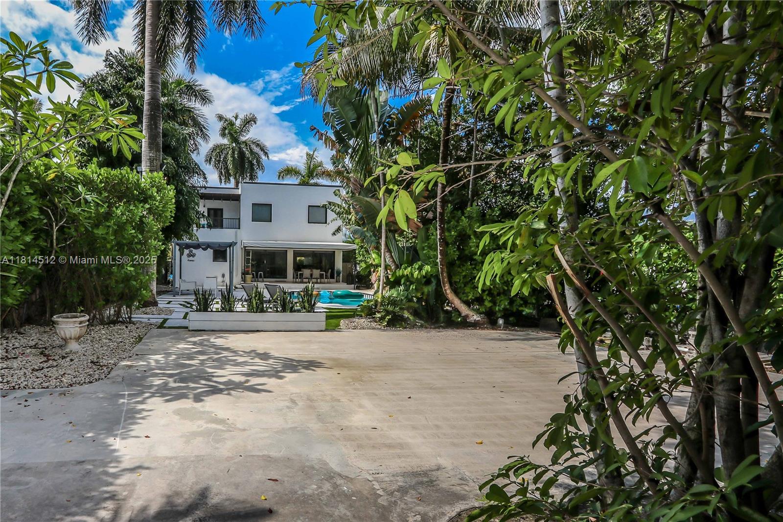 AMD PL OF BELMAR - Residential Lease