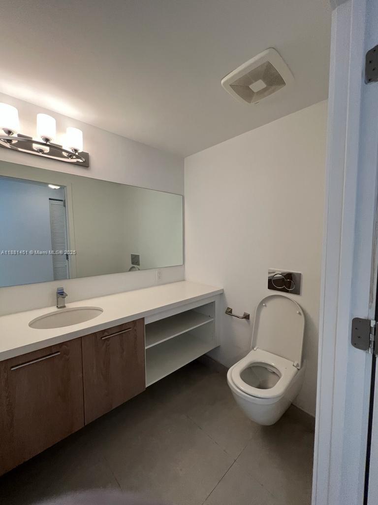 BAY HARBOUR ISLAND - Residential Lease